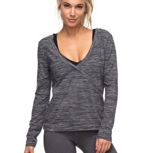 🦙🦙🖤 Roxy Soul Storm Wrap Yoga Top🦙🦙